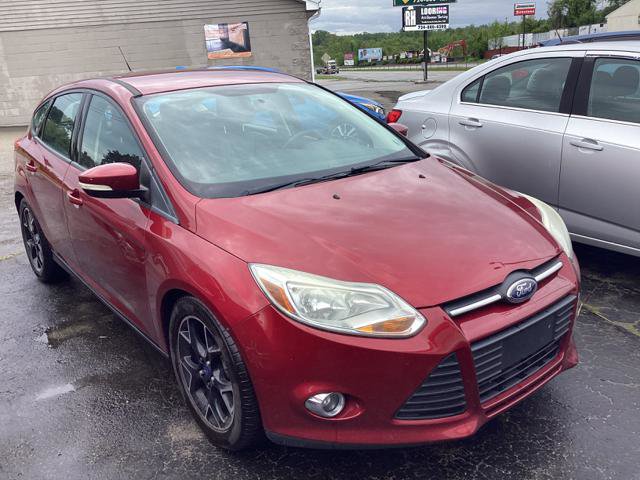 Used 2014 Ford Focus SE w/ Equipment Group 201A FWD image 1