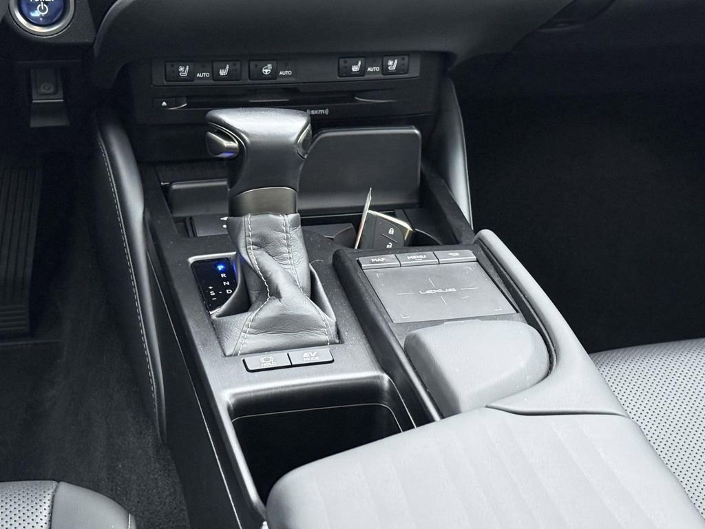 Used 2021 Lexus ES 300h w/ Premium Package image 20