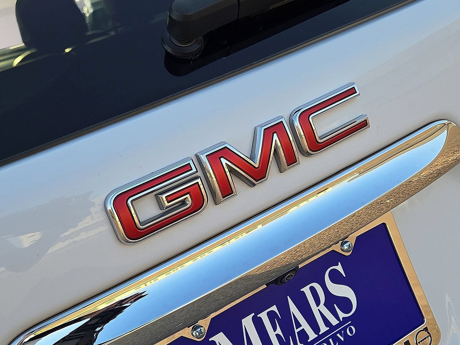 Used 2023 GMC Terrain SLT AWD/4WD image 13