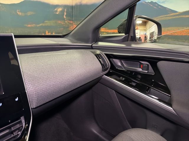 Used 2023 Subaru Solterra AWD image 32