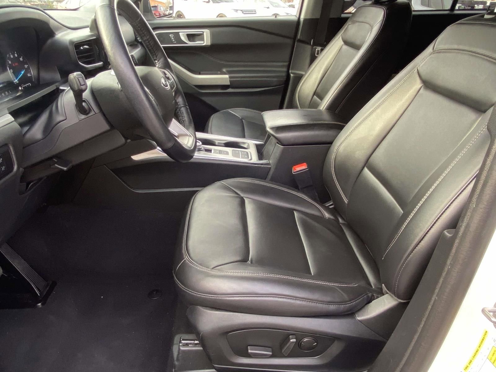 Used 2023 Ford Explorer XLT w/ Equipment Group 202A image 15