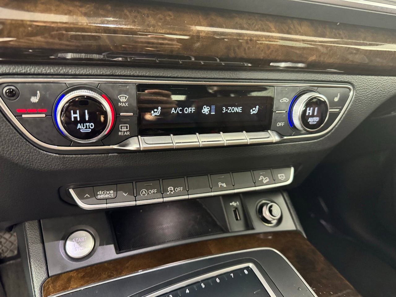 Used 2018 Audi Q5 2.0T Premium Plus w/ Premium Plus Package image 17