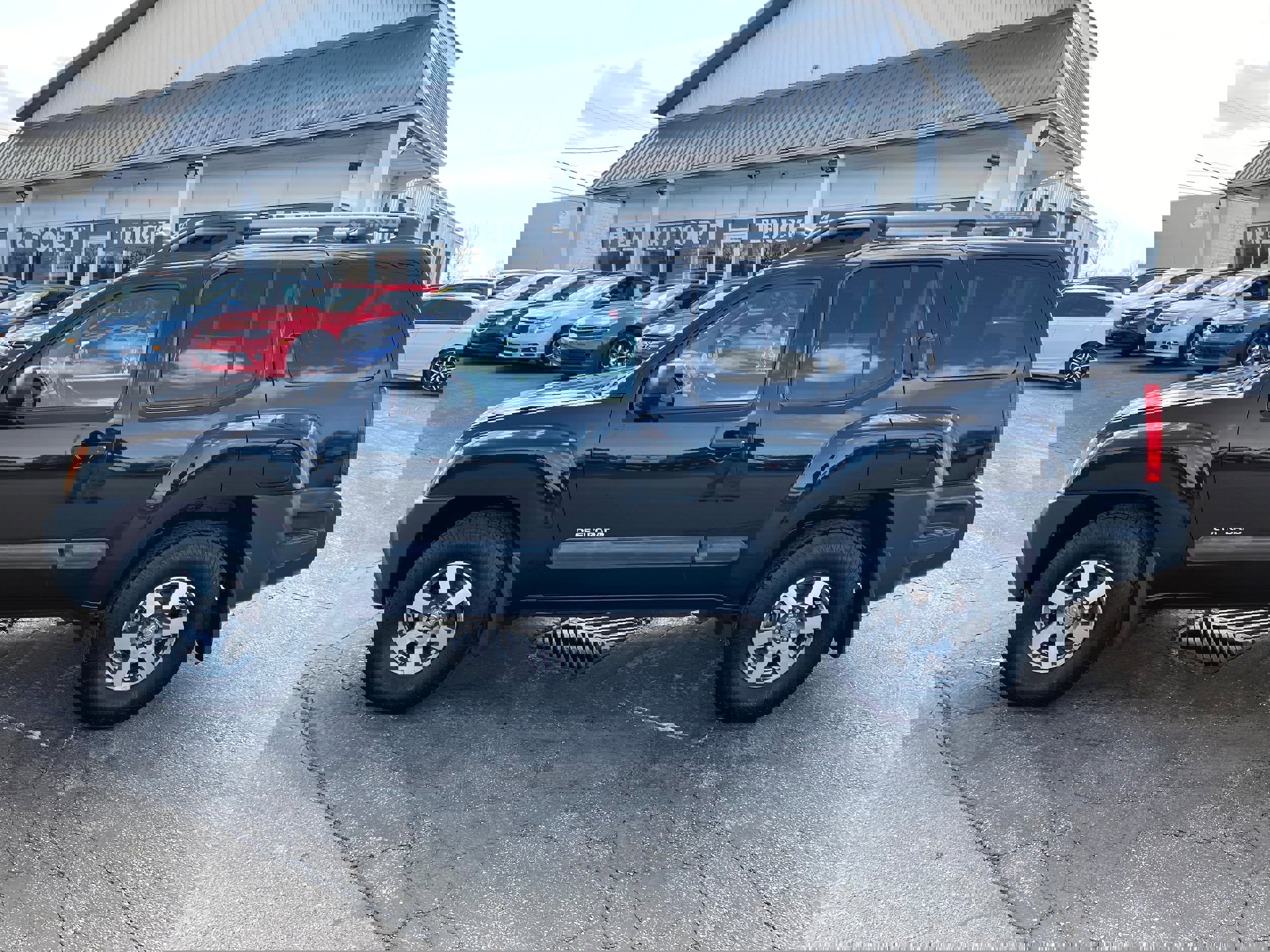 Used 2010 Nissan Xterra Off-Road image 8