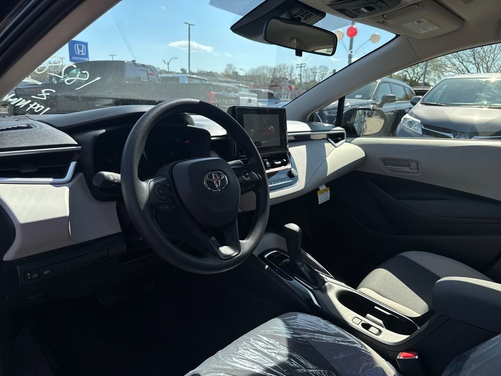 New 2026 Toyota Corolla LE FWD image 17