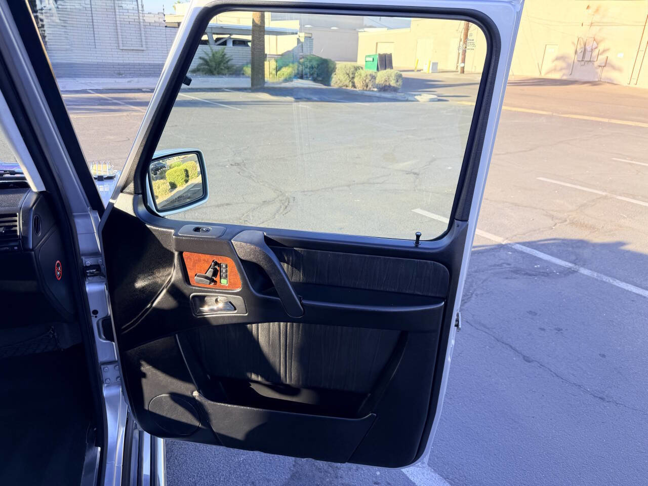 Used 2005 Mercedes-Benz G 500 image 24