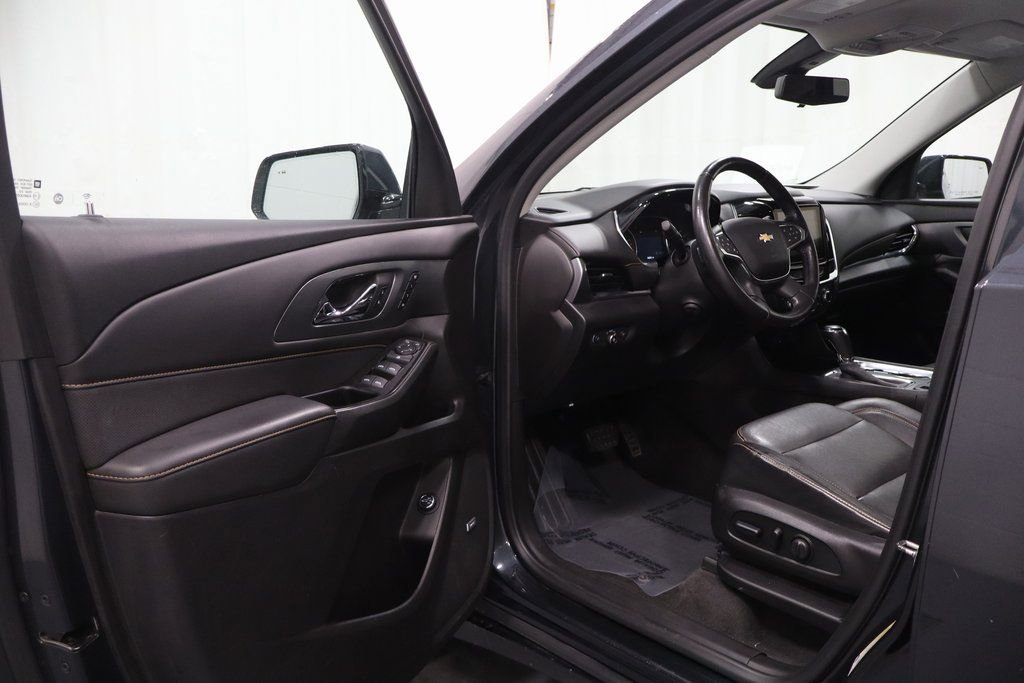 Used 2019 Chevrolet Traverse Premier w/ Driver Confidence II Package image 10