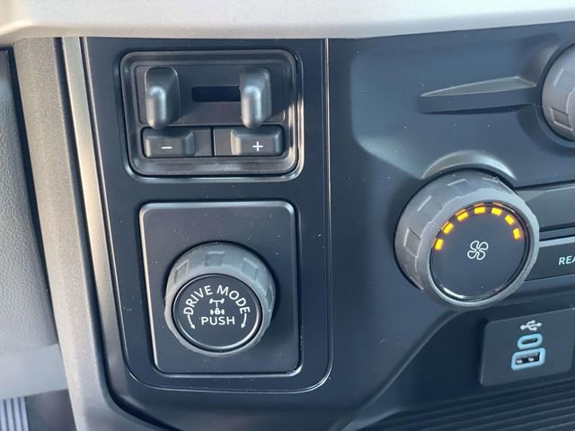 New 2026 Ford F250 XL w/ XL Chrome Package image 14