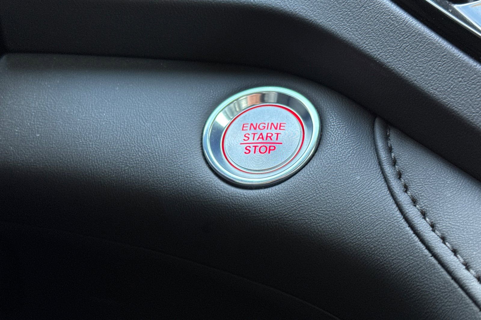 Used 2024 Acura RDX SH-AWD image 23