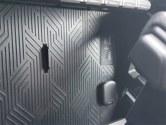 Used 2024 Toyota Tacoma TRD Off-Road image 27