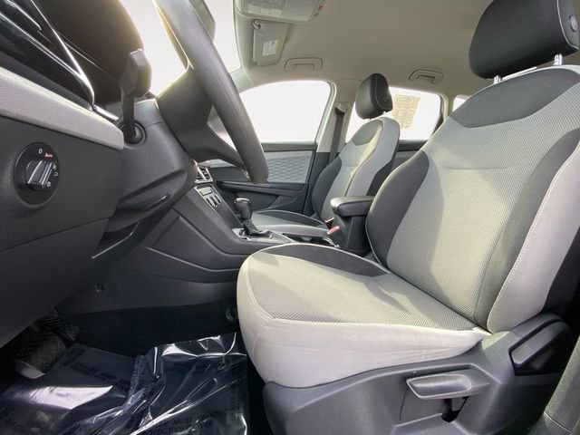 Used 2022 Volkswagen Taos S image 9