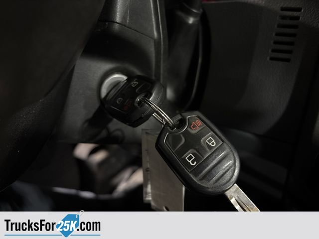 Used 2015 Ford F250 XLT w/ XLT Interior Package AWD/4WD image 26