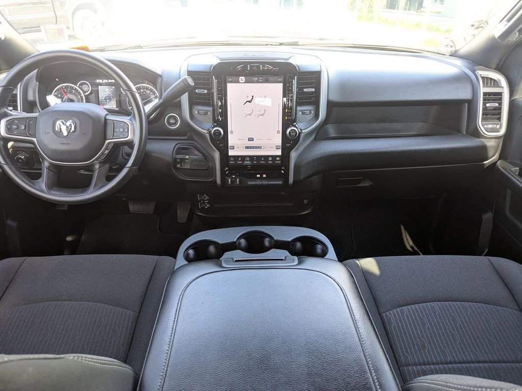 Used 2024 RAM 2500 Tradesman w/ Chrome Appearance Group image 10