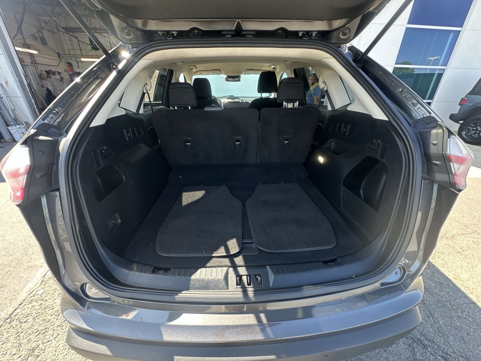 Certified 2020 Ford Edge SE AWD/4WD image 32