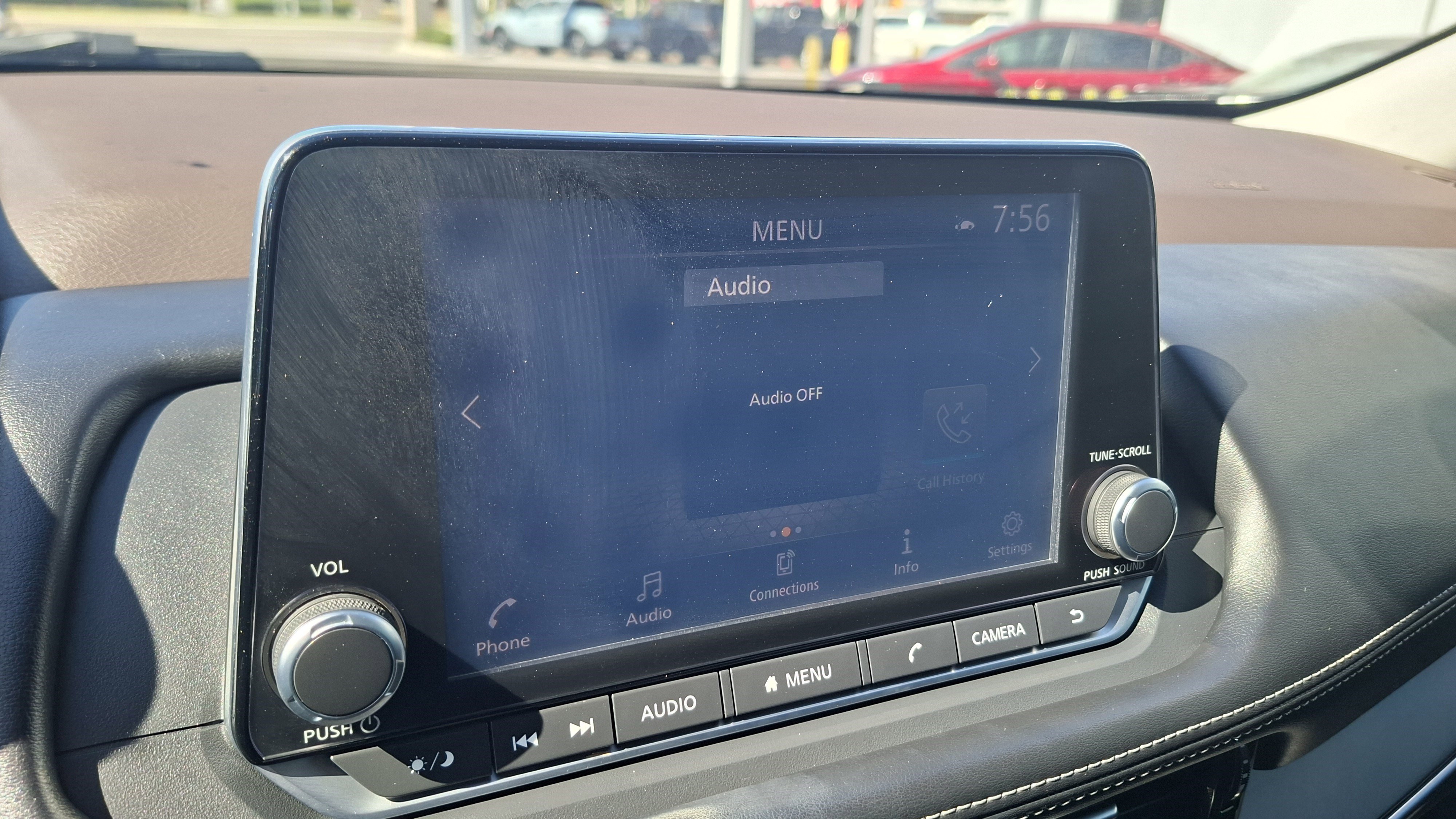 Used 2022 Nissan Rogue SV FWD image 14