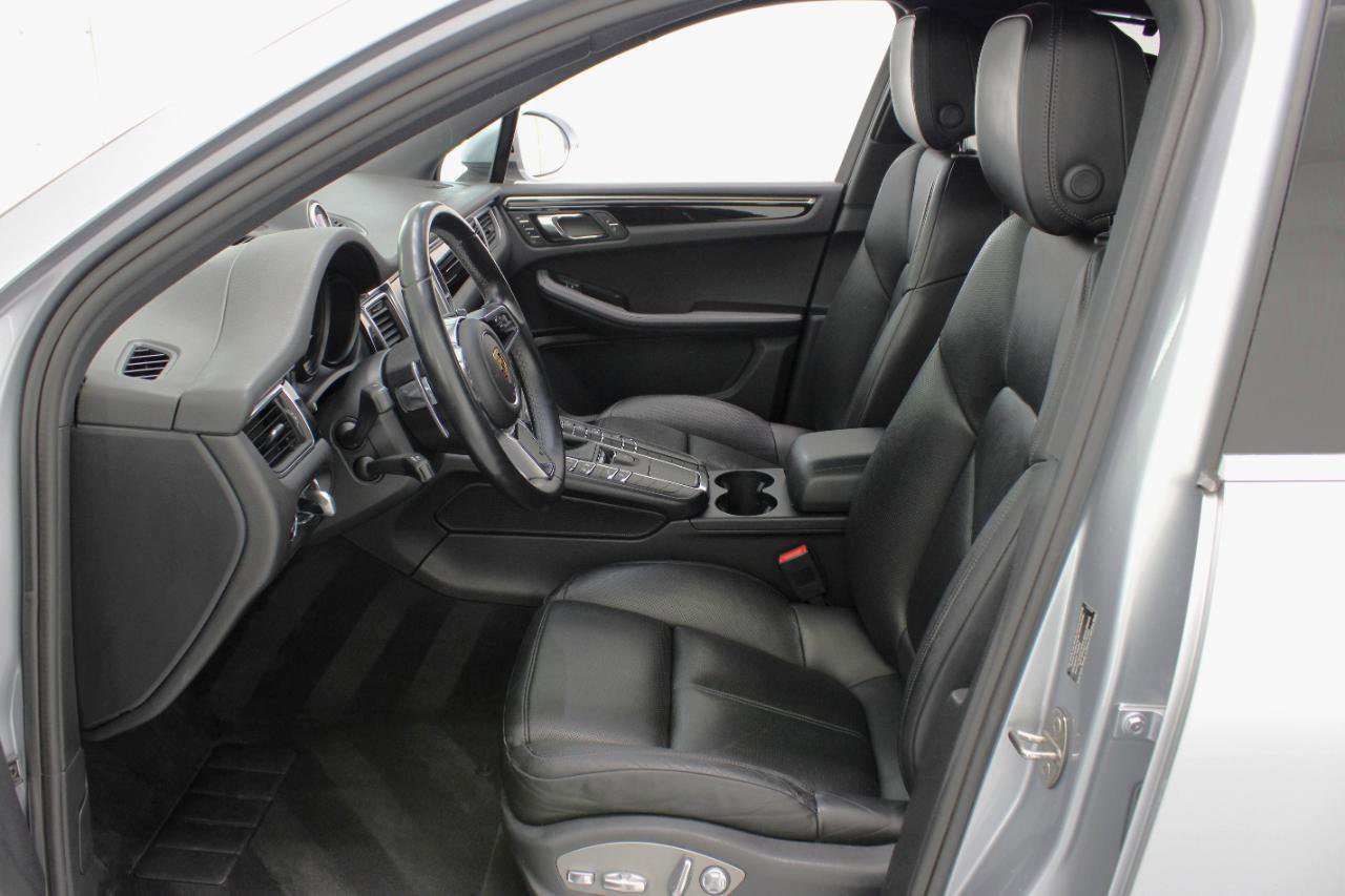 Used 2016 Porsche Macan S image 31