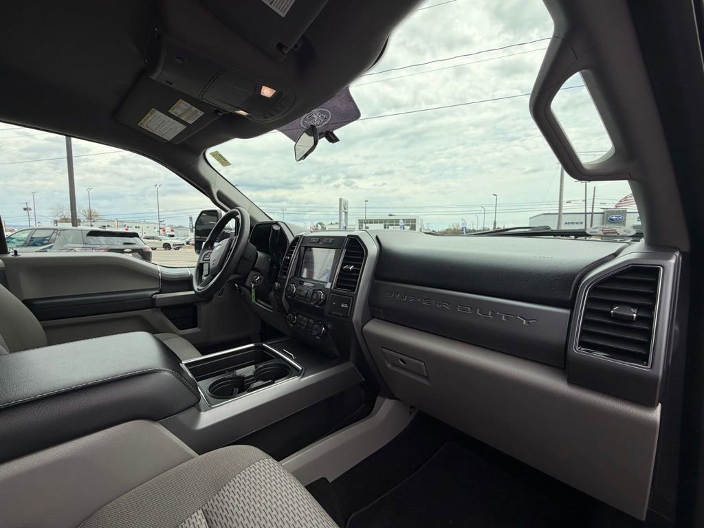 Used 2019 Ford F250 XLT w/ XLT Premium Package image 14