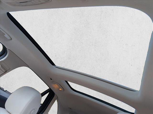 Used 2020 Mercedes-Benz GLC 300 image 14