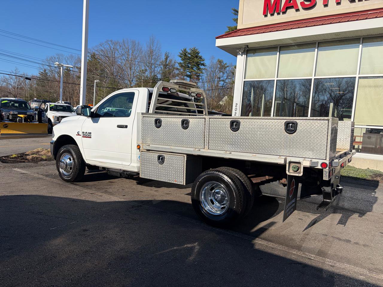 Used 2016 RAM 3500 Tradesman w/ Power & Remote Entry Group image 11