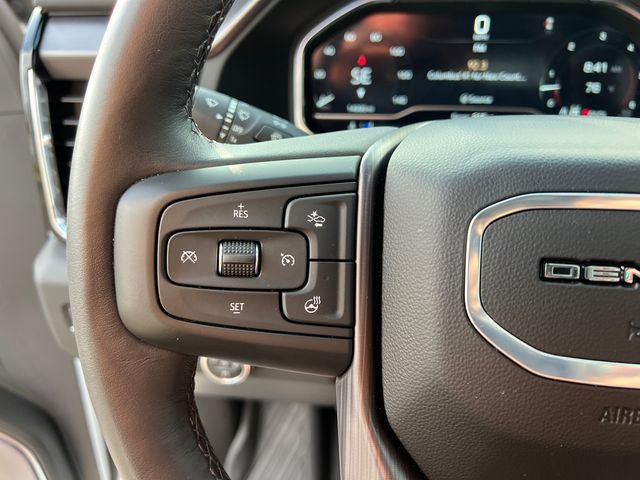 Used 2024 GMC Sierra 2500 Denali Ultimate w/ Max Trailering Package AWD/4WD image 15