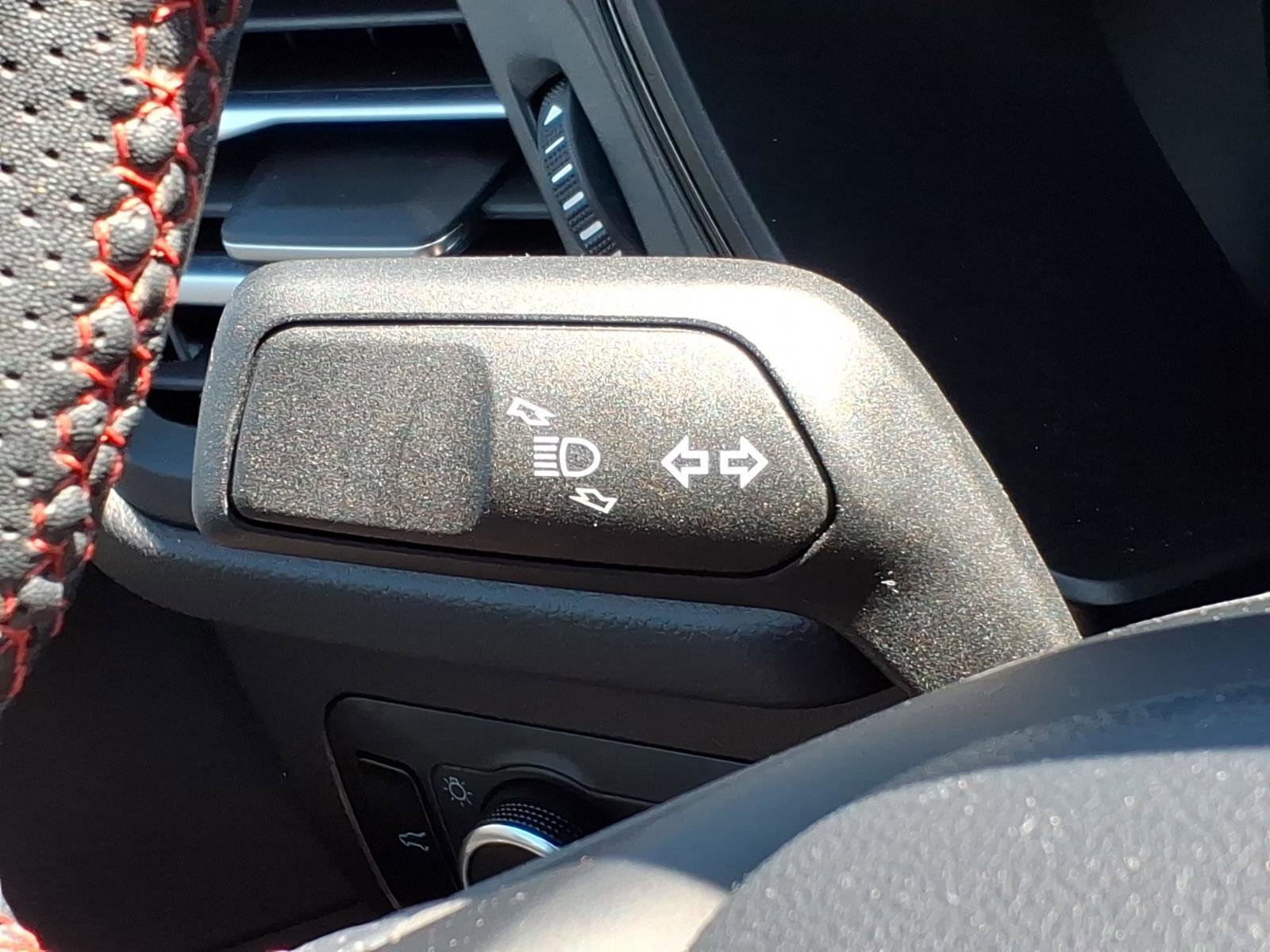 Used 2024 Ford Escape ST-Line w/ Tech Pack #1 AWD/4WD image 24