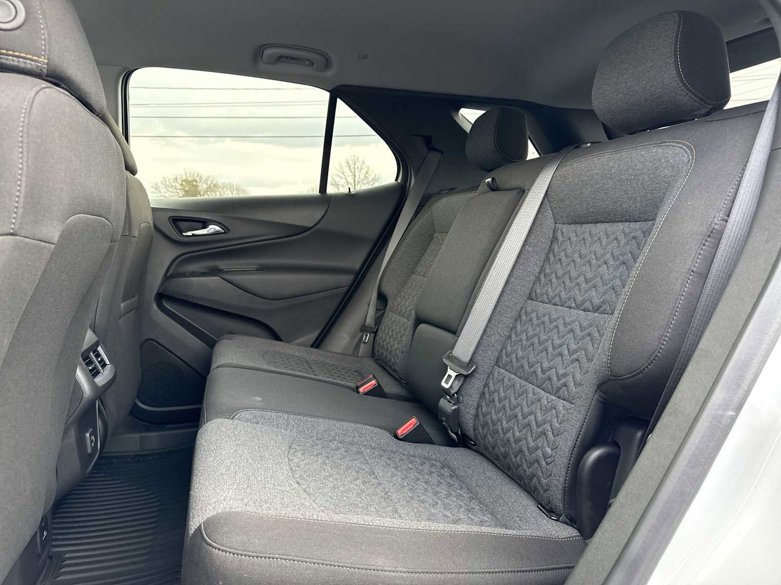 Certified 2024 Chevrolet Equinox LT FWD image 23