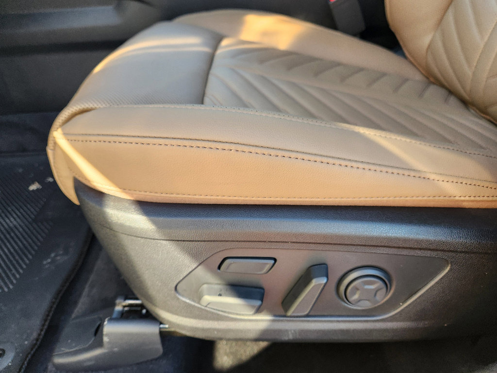 New 2026 Kia Sorento SX Prestige w/ Olive Brown Leather Package image 18