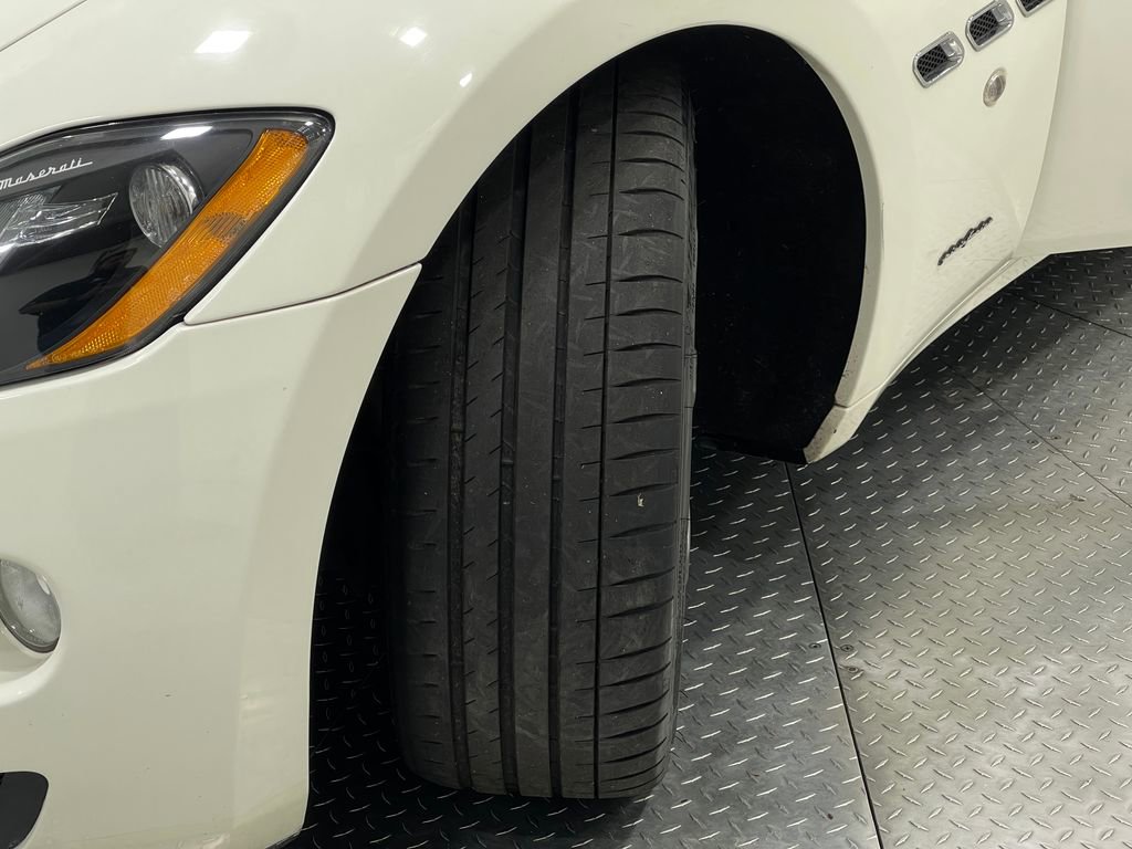 Used 2017 Maserati GranTurismo Convertible image 30