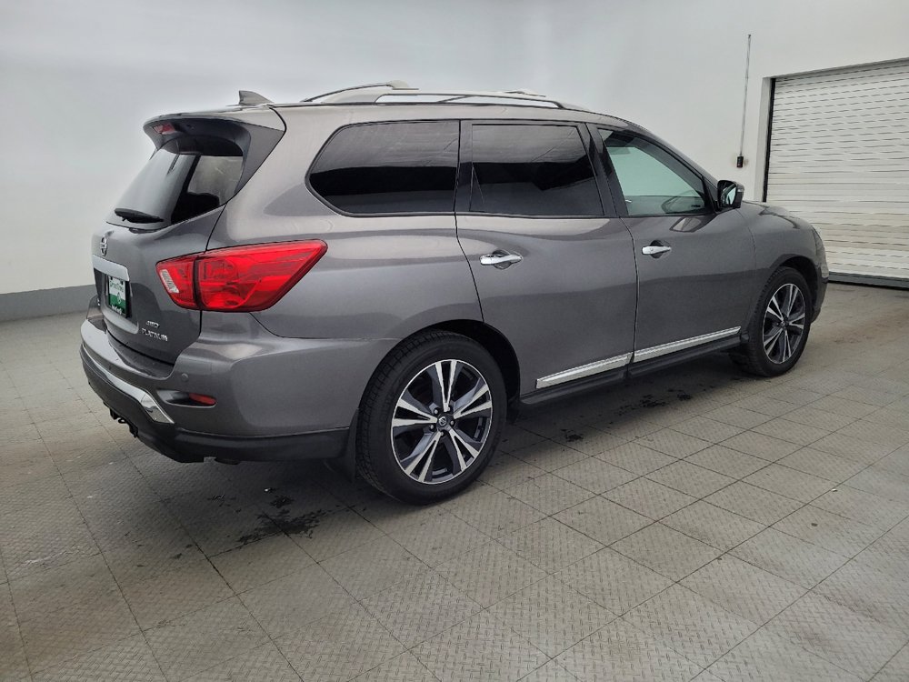 Used 2019 Nissan Pathfinder Platinum AWD/4WD image 10