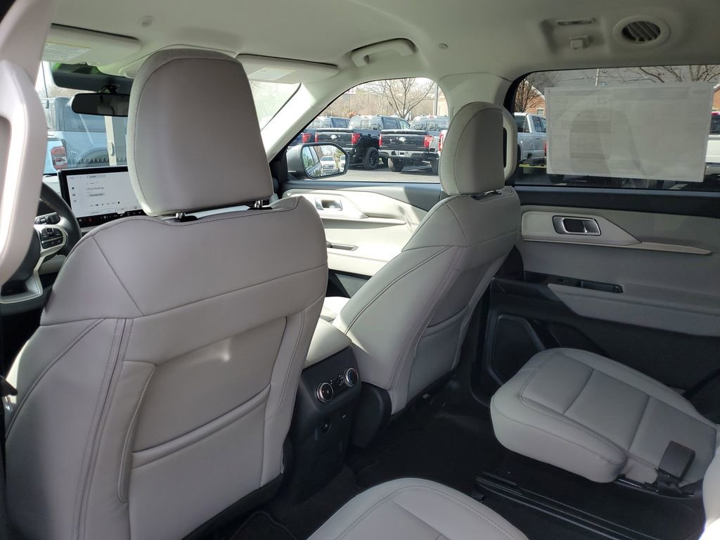 New 2026 Ford Explorer Active image 29