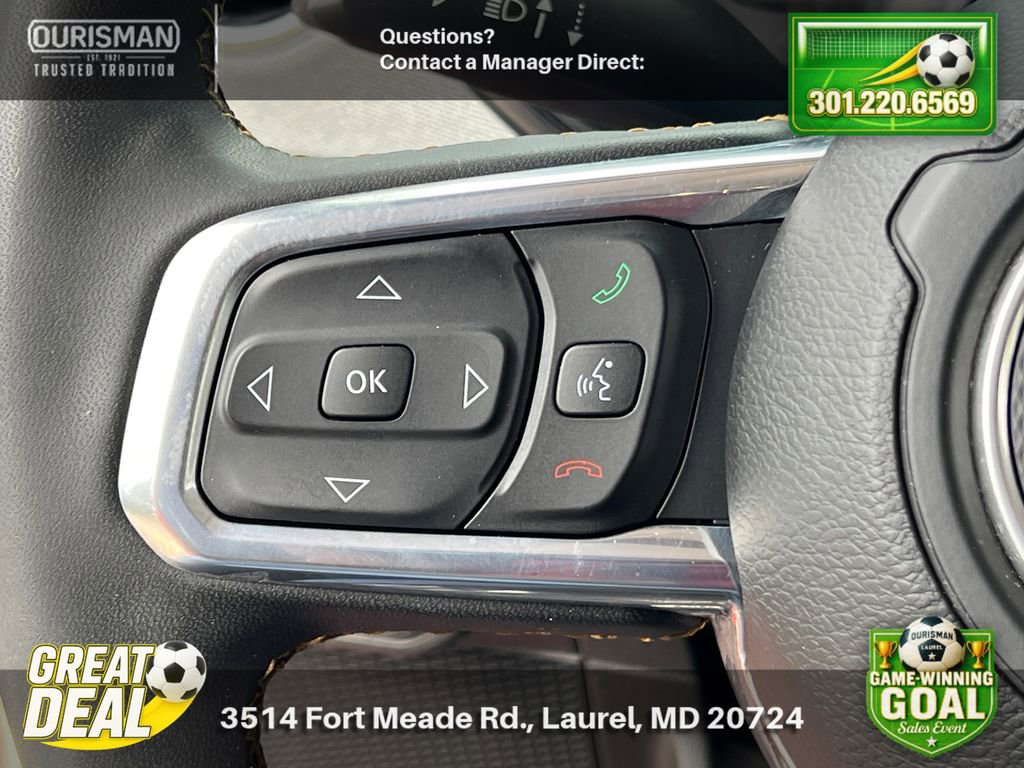 Used 2024 Jeep Wrangler Unlimited Sahara AWD/4WD image 23