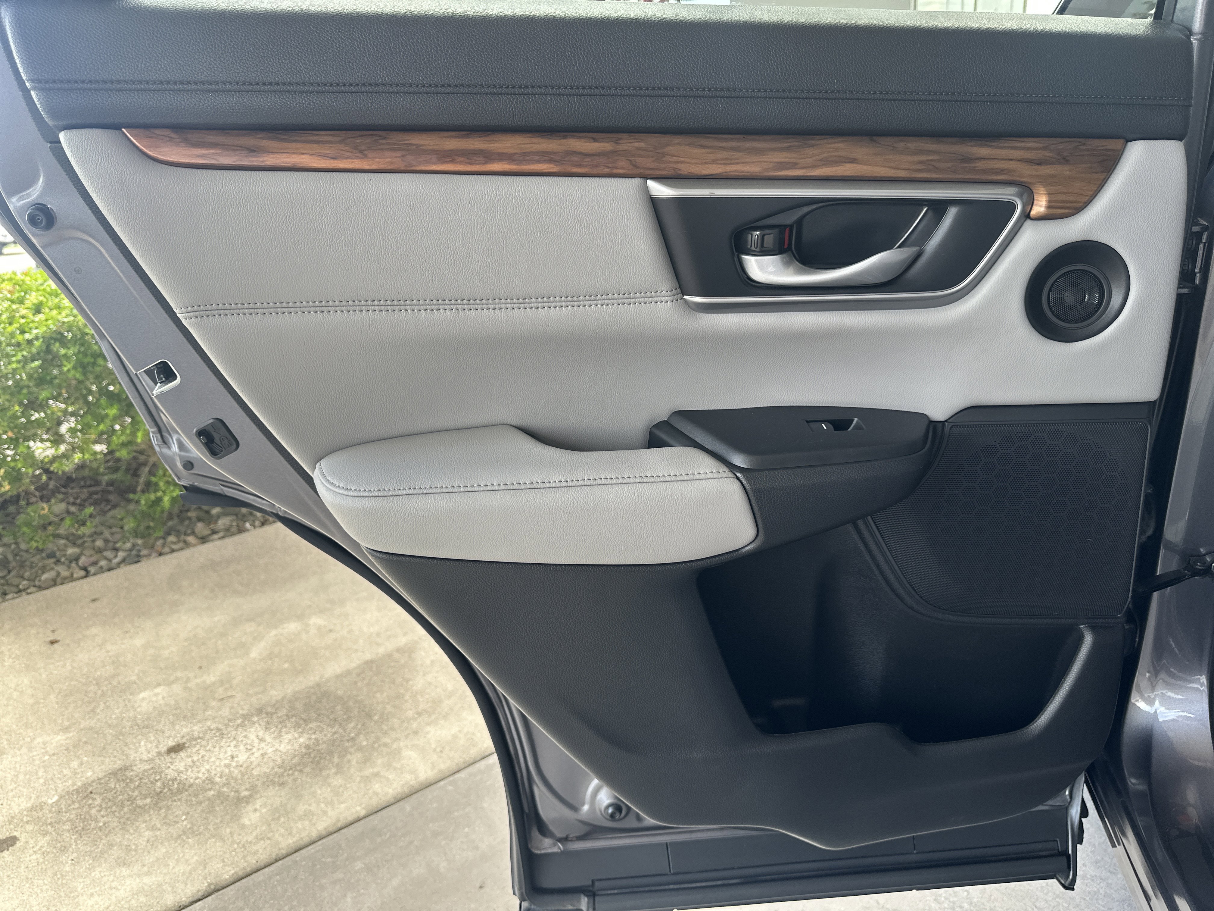 Used 2021 Honda CR-V EX-L image 24