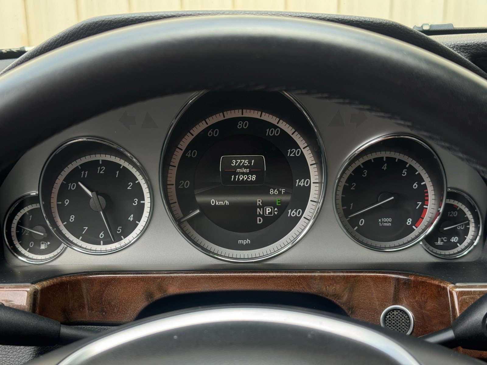 Used 2013 Mercedes-Benz E 350 Sedan image 19
