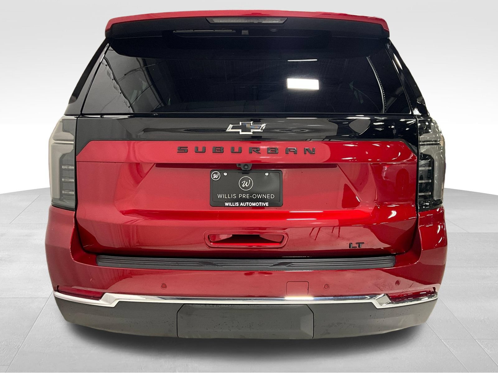 Used 2026 Chevrolet Suburban LT w/ Comfort Package AWD/4WD image 5