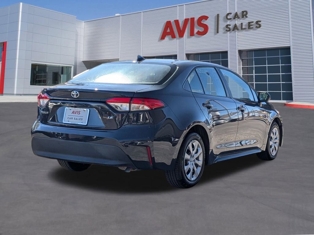 Used 2025 Toyota Corolla LE image 5