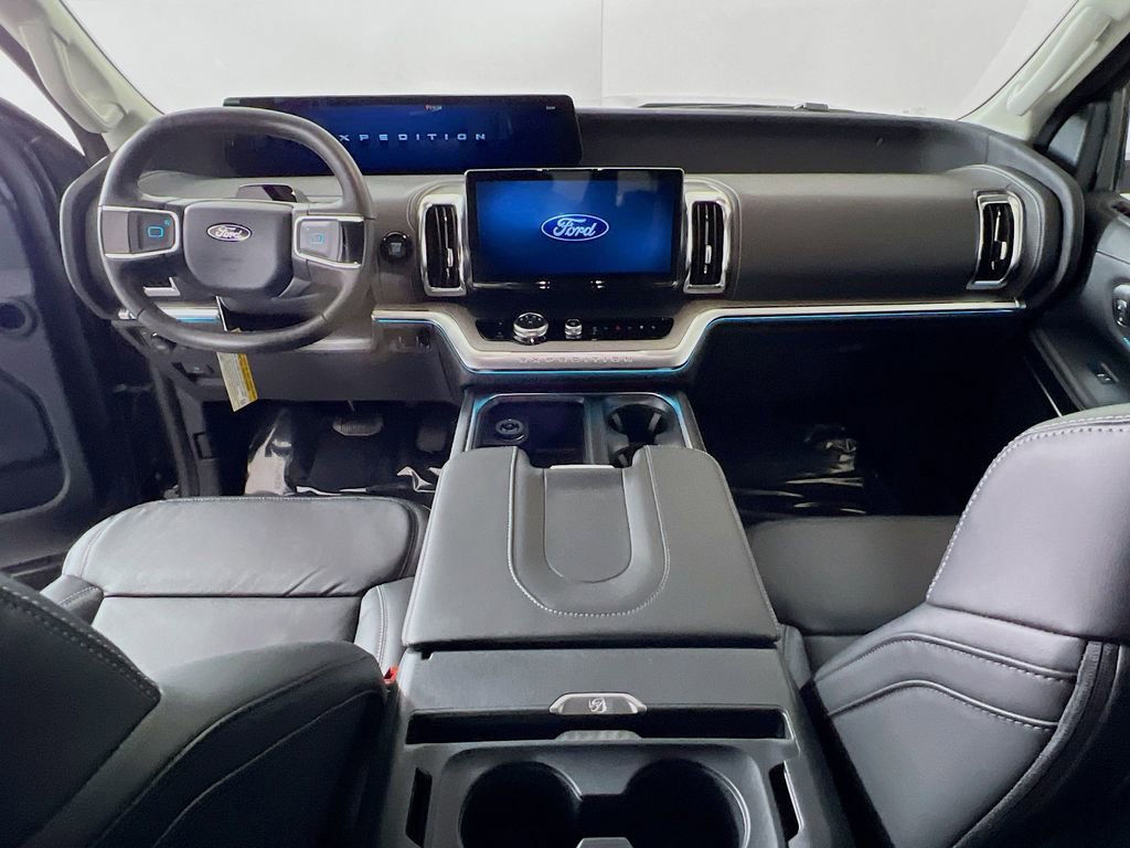 New 2026 Ford Expedition Max Platinum w/ Driver's Package image 7