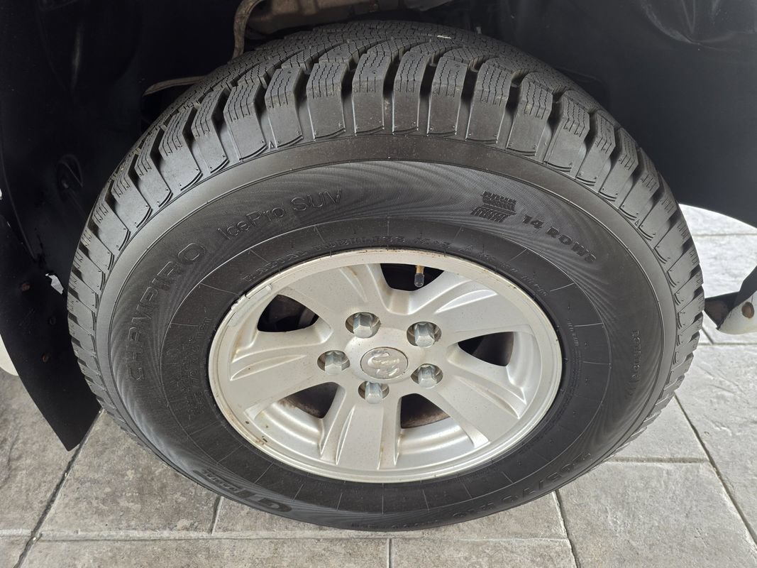 Used 2007 Dodge Dakota Laramie w/ Popular Equipment Group AWD/4WD image 24