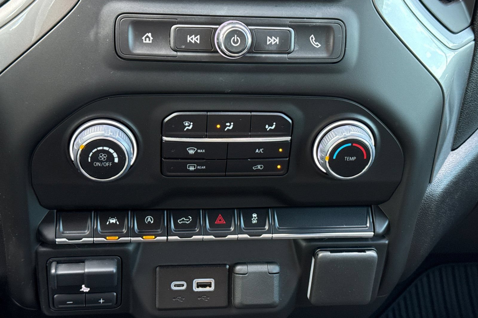 Used 2025 Chevrolet Silverado 1500 Custom AWD/4WD image 19