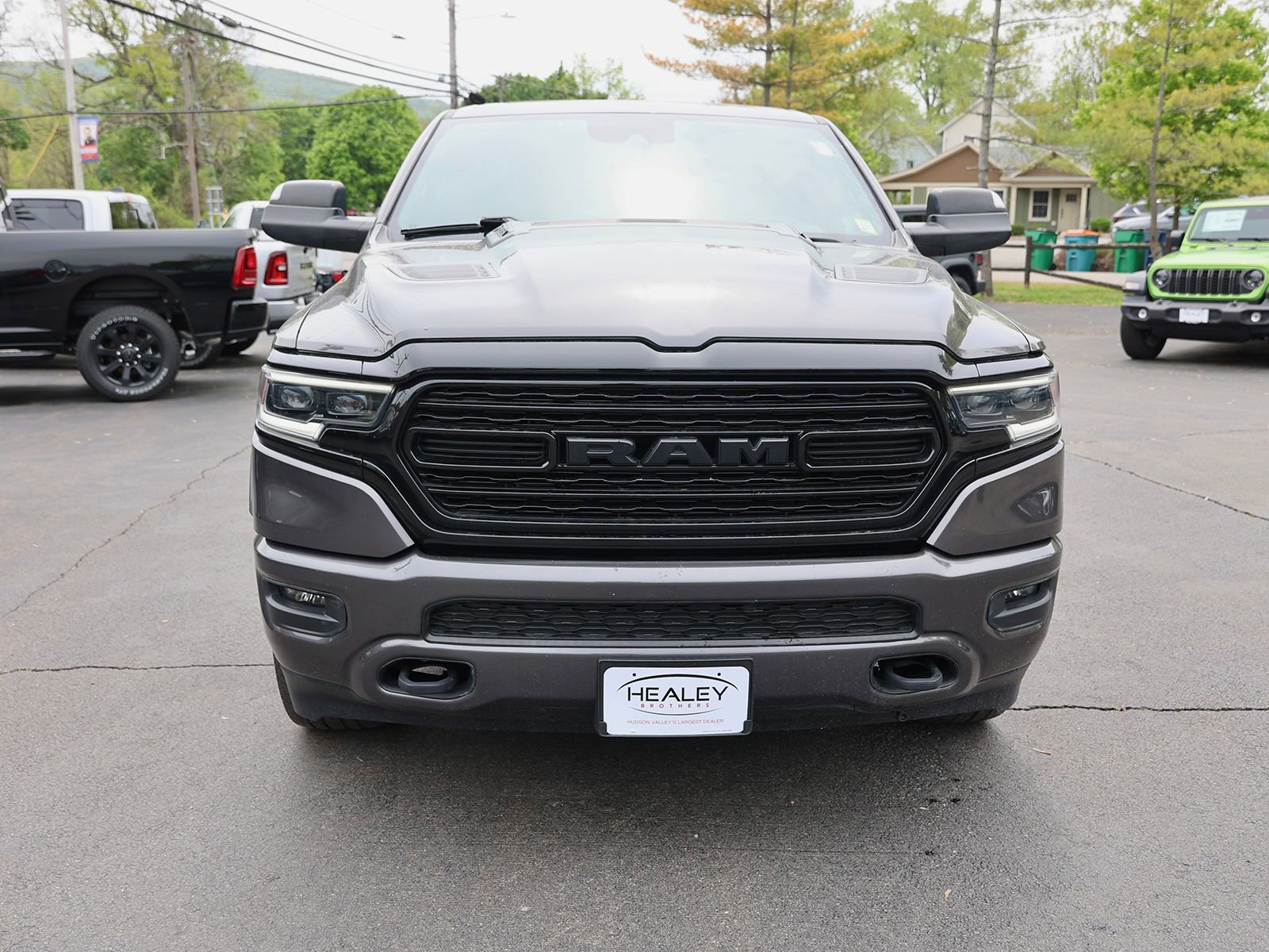 Used 2024 RAM 1500 Limited w/ Night Edition AWD/4WD image 2