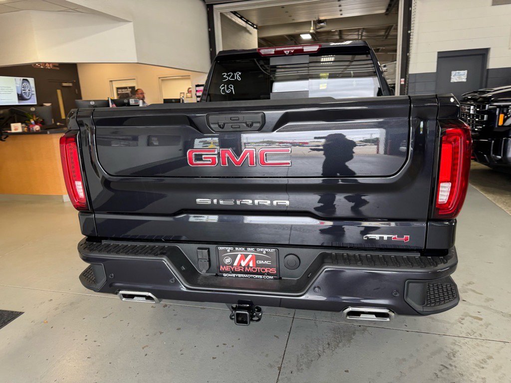 New 2026 GMC Sierra 1500 AT4 w/ AT4 Premium Package image 6