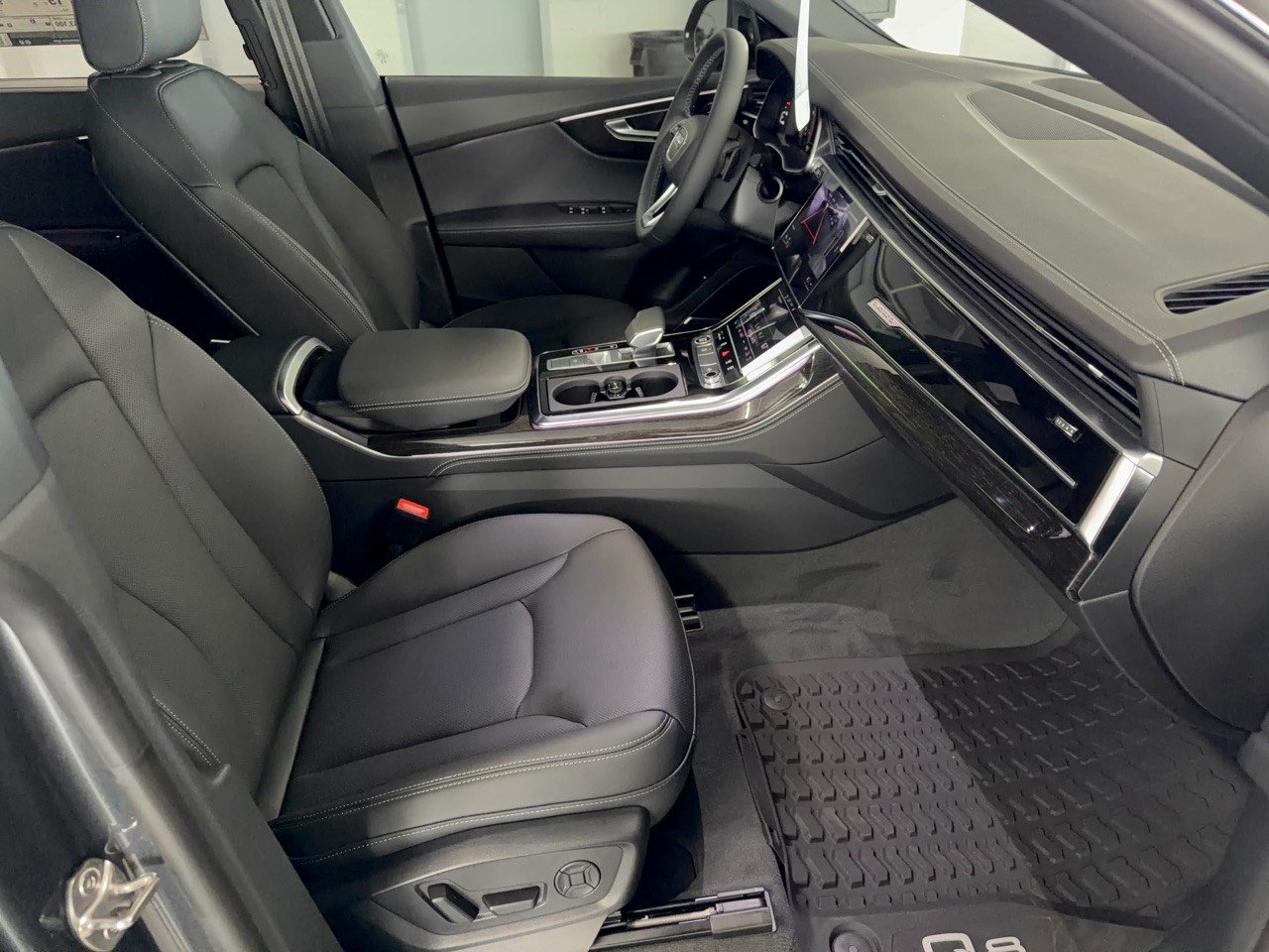New 2027 Audi Q8 Premium Plus AWD/4WD image 30