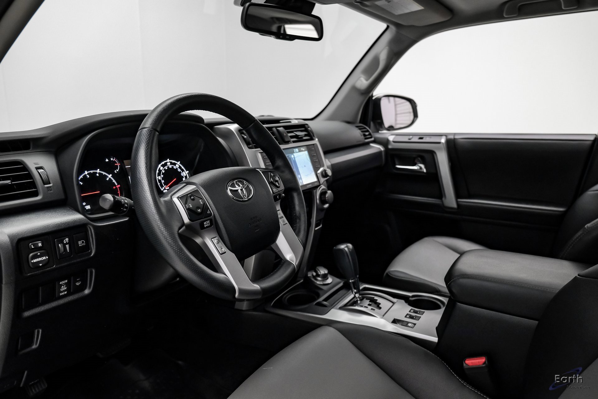 Used 2023 Toyota 4Runner SR5 Premium image 30