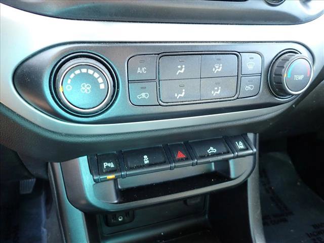 Used 2019 Chevrolet Colorado LT w/ Safety Package image 17