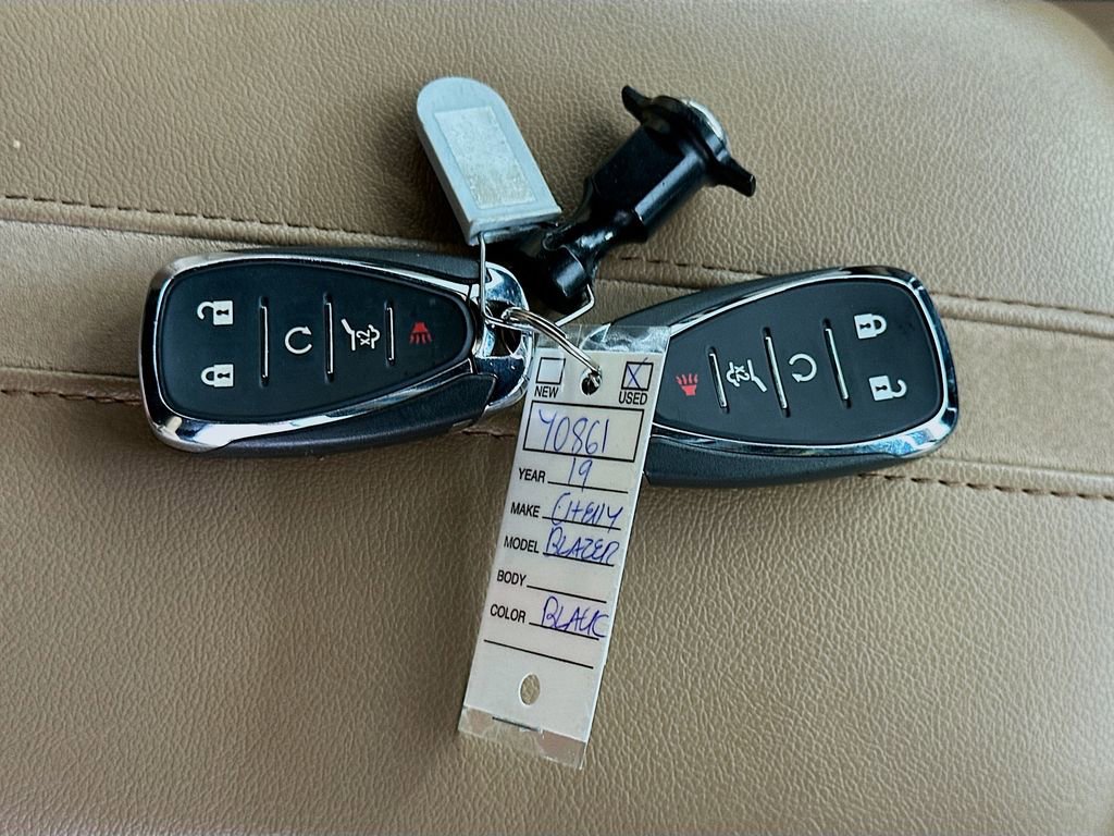 Used 2019 Chevrolet Blazer Premier w/ Driver Confidence II Package AWD/4WD image 35