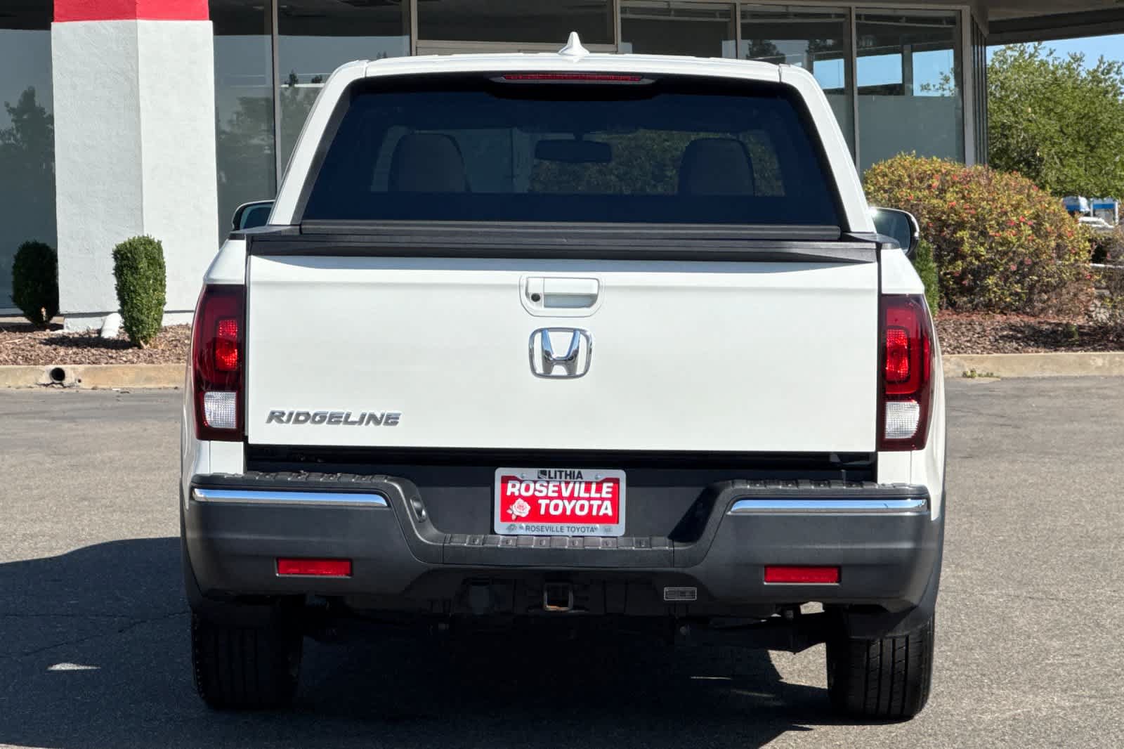 Used 2017 Honda Ridgeline RTL-T image 8