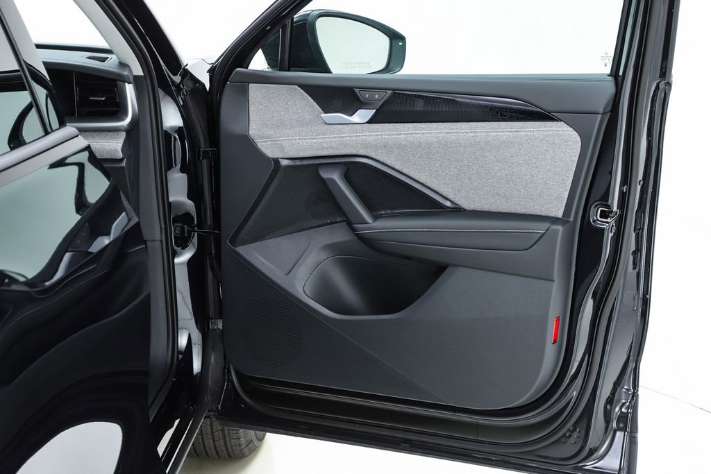 New 2026 Volkswagen Tiguan S image 68