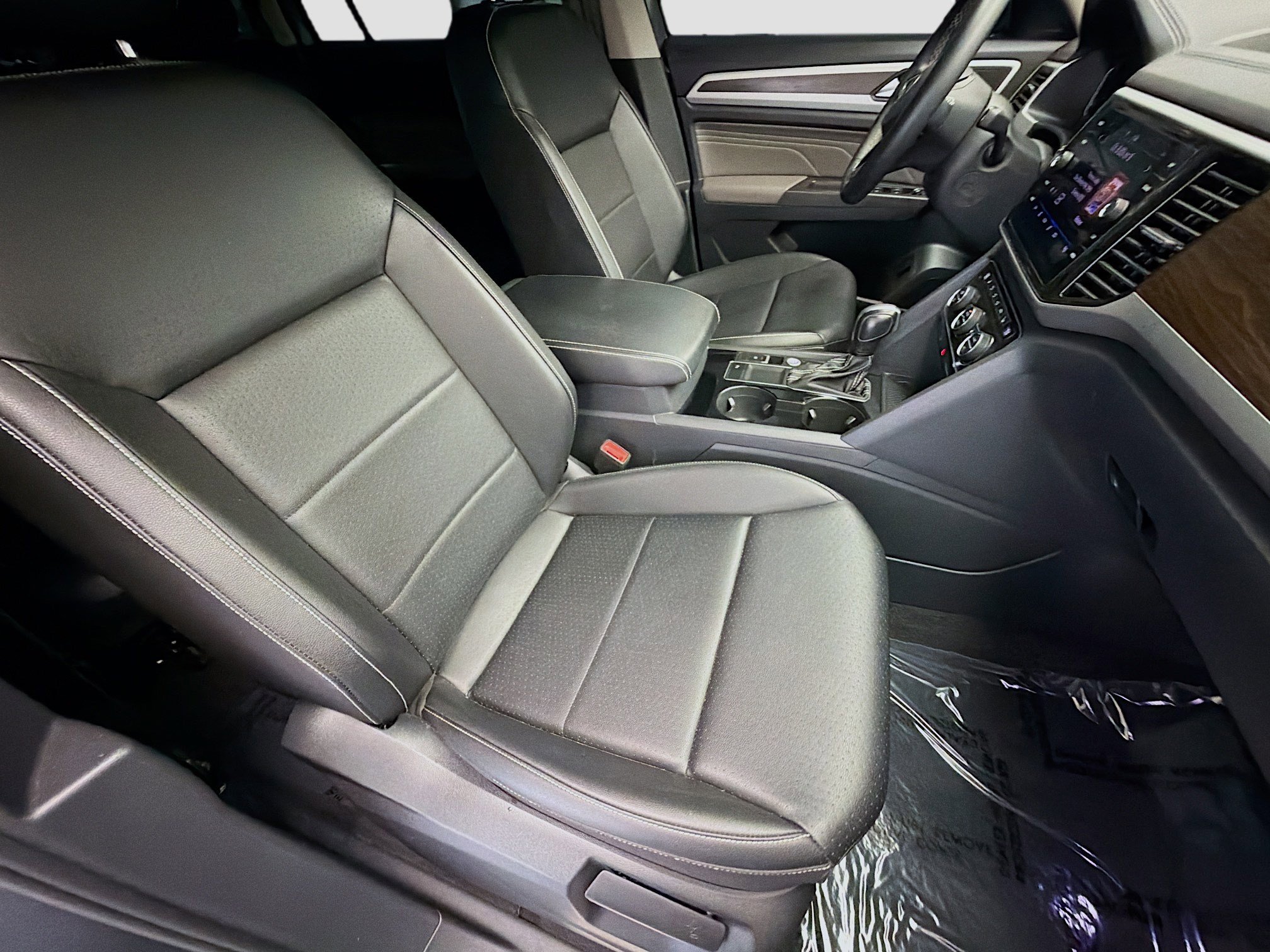 Used 2023 Volkswagen Atlas SE FWD image 15