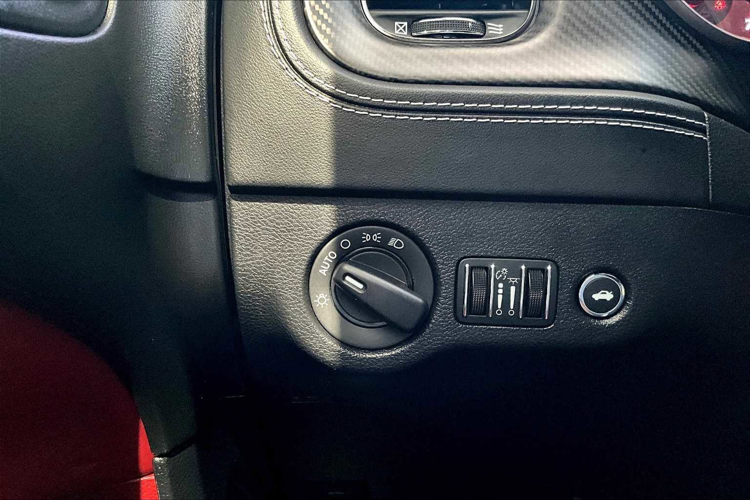 Used 2023 Dodge Charger SRT Hellcat w/ Harman/Kardon Audio Group image 33