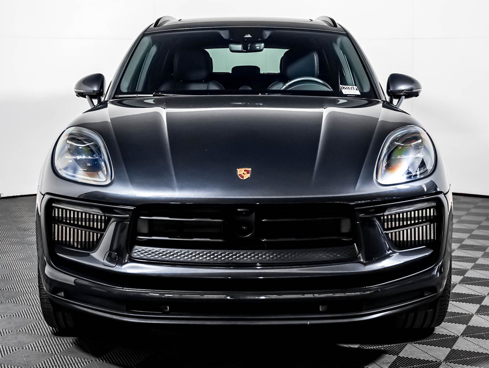Certified 2023 Porsche Macan S AWD/4WD image 7