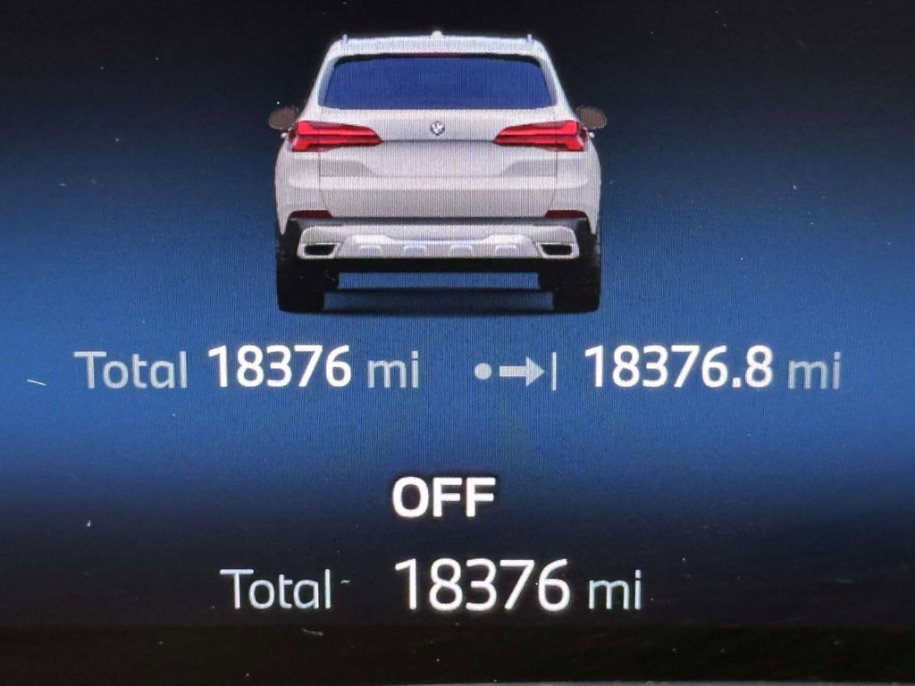 Used 2024 BMW X5 xDrive40i w/ Premium Package AWD/4WD image 34