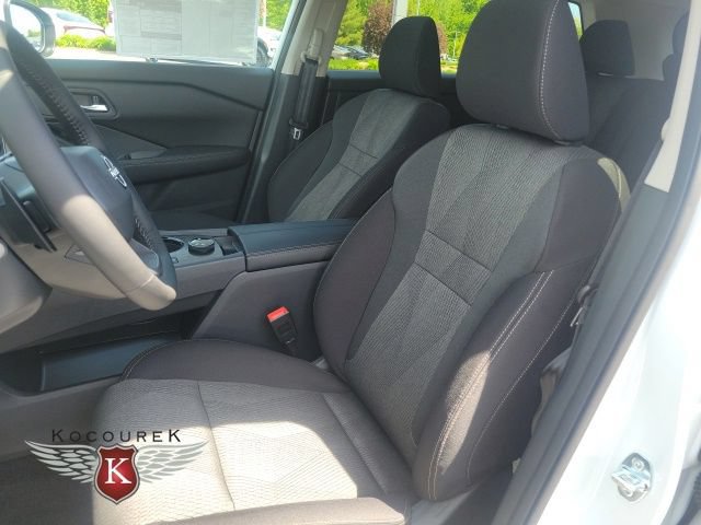 New 2026 Nissan Rogue SV AWD/4WD image 11